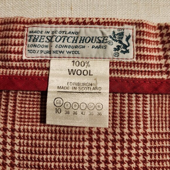 Beautiful Red Scotch House Wool Skirt - Picture 2 of 7